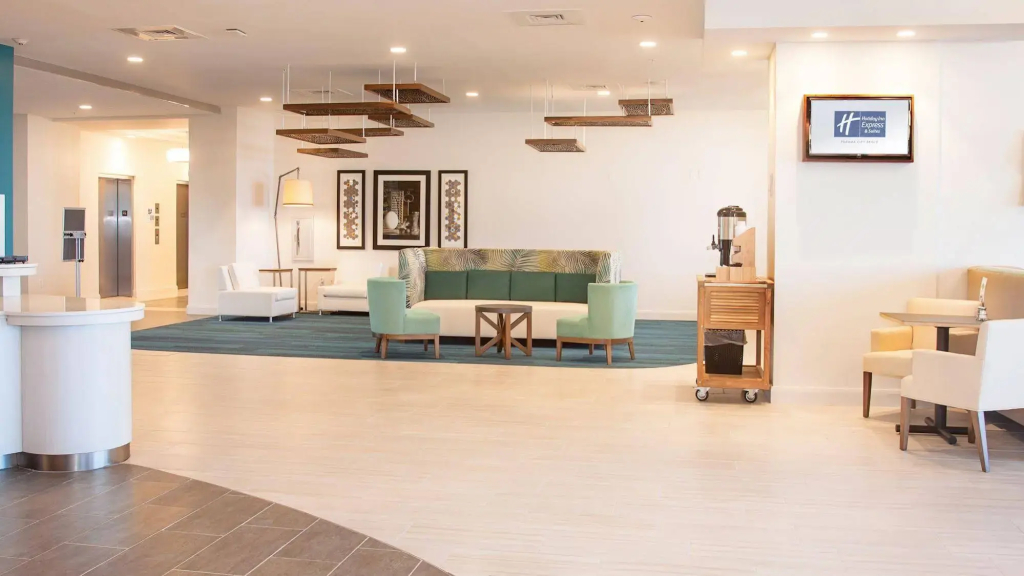 Holiday Inn Express & Suites Panama City Beach - Beachfront by IHG - 2