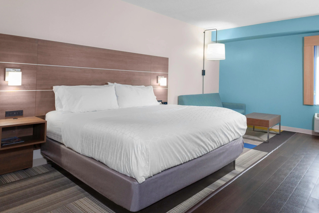 Holiday Inn Express Myrtle Beach-Broadway at the Beach by IHG - 4