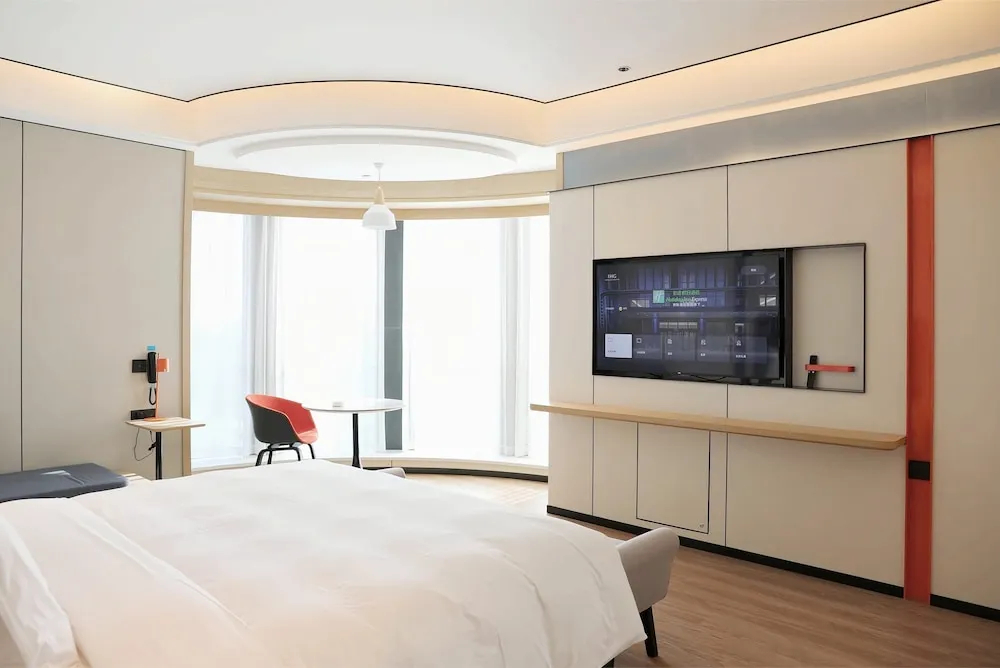 Holiday Inn Express Qingdao Northern West Coast by IHG - 3