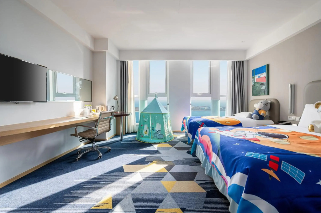 Holiday Inn Express Qingdao West Coast by IHG - 5