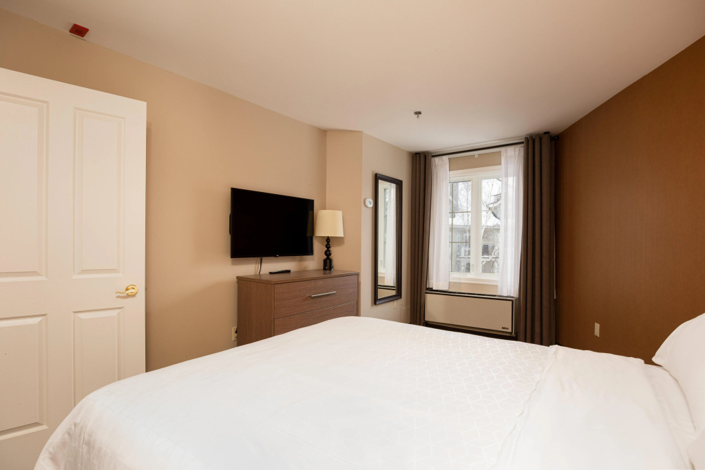 Holiday Inn Express and Suites Tremblant by IHG - 5