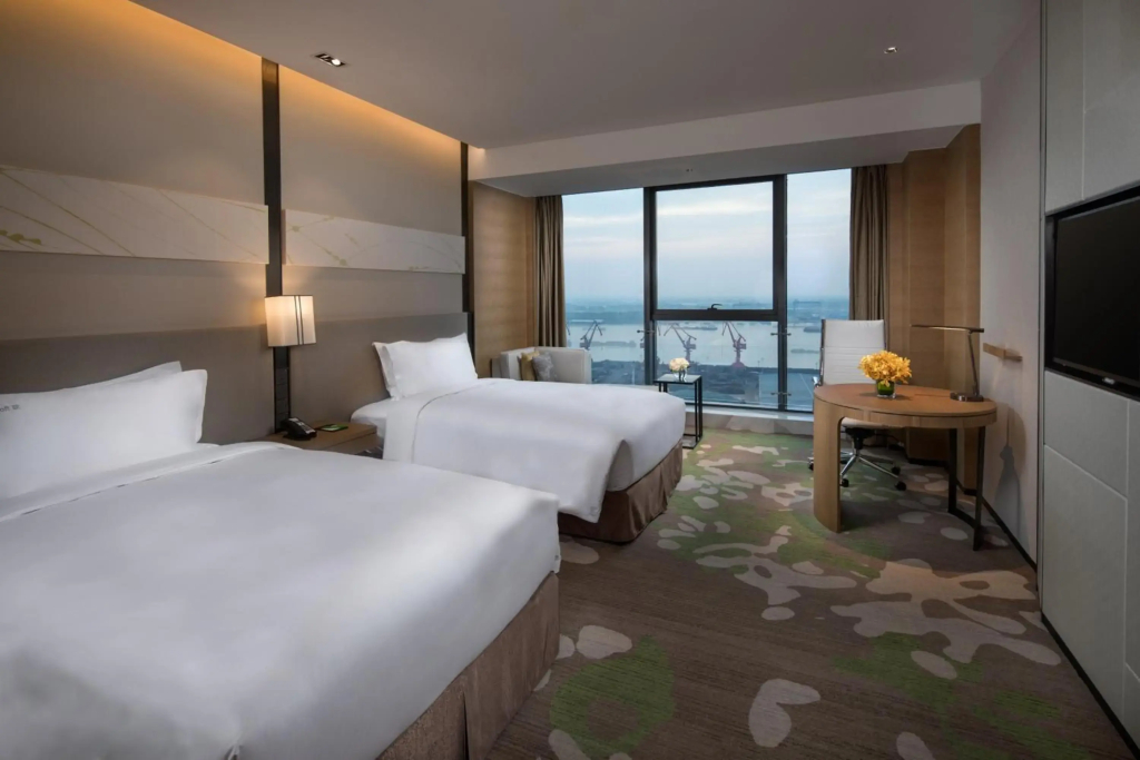 Holiday Inn Nanjing Harbour by IHG - 3
