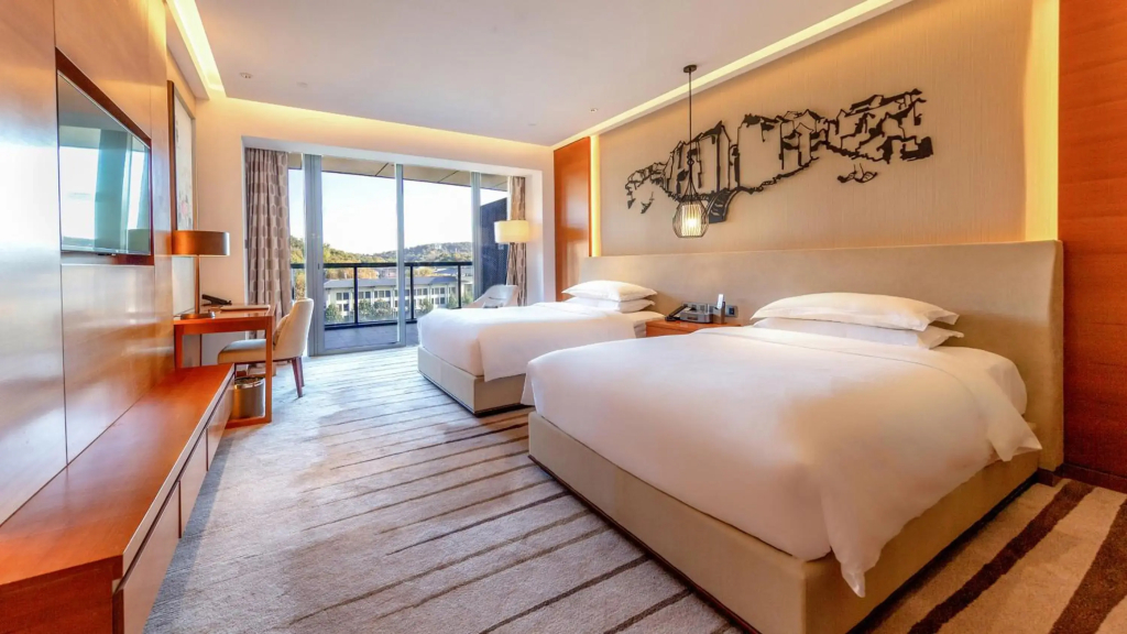 Holiday Inn Nanjing Xuanwu Lake by IHG - 5