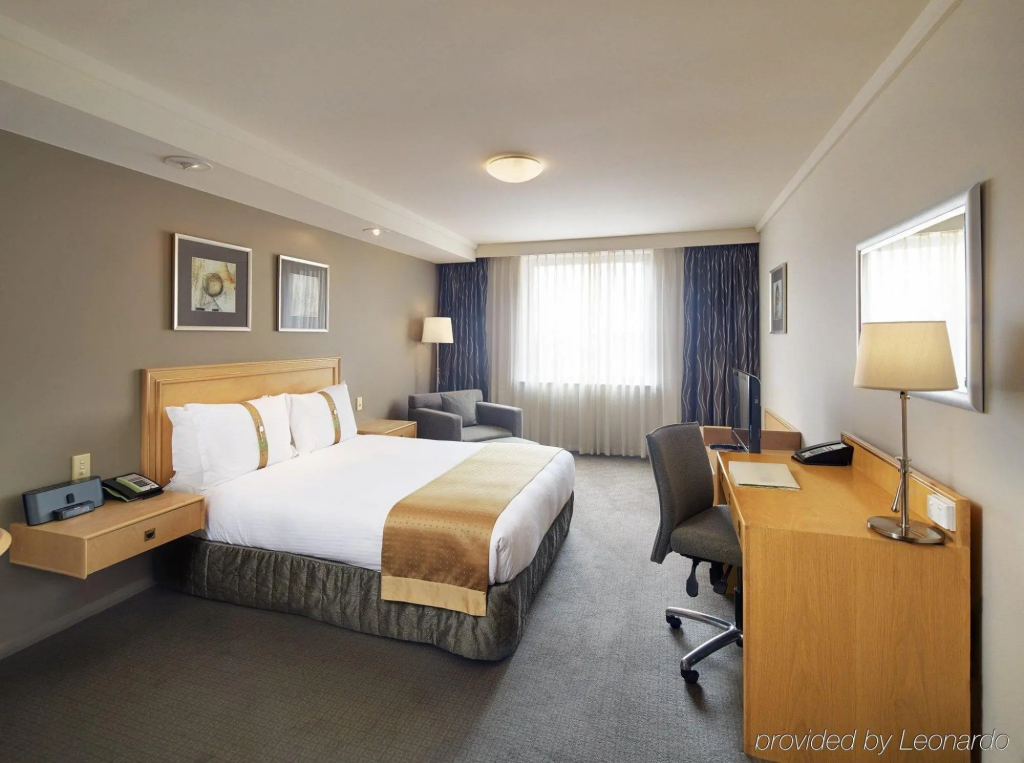 Holiday Inn Perth City Centre by IHG - 4
