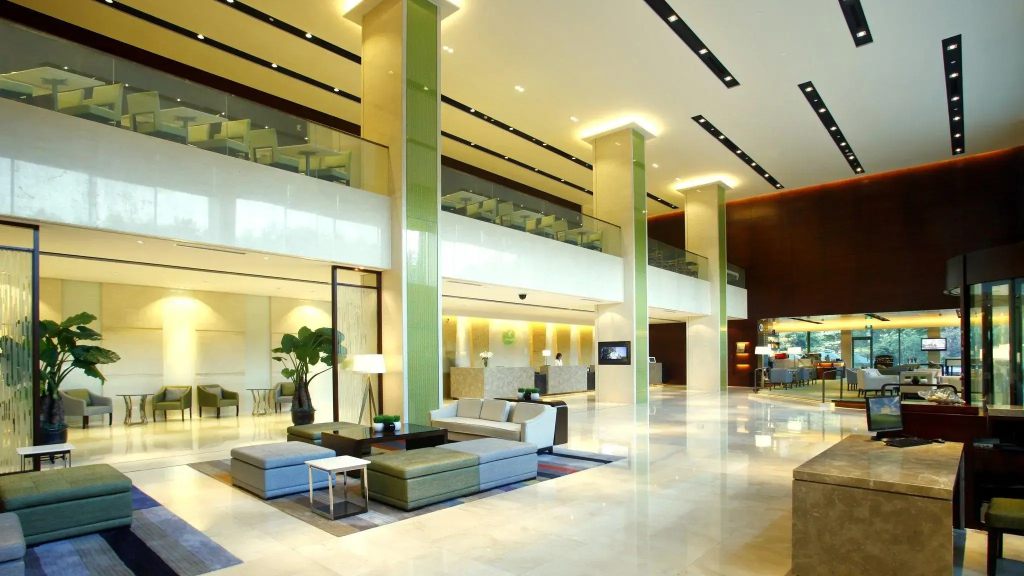 Holiday Inn Riverside Wuhan by IHG - 2