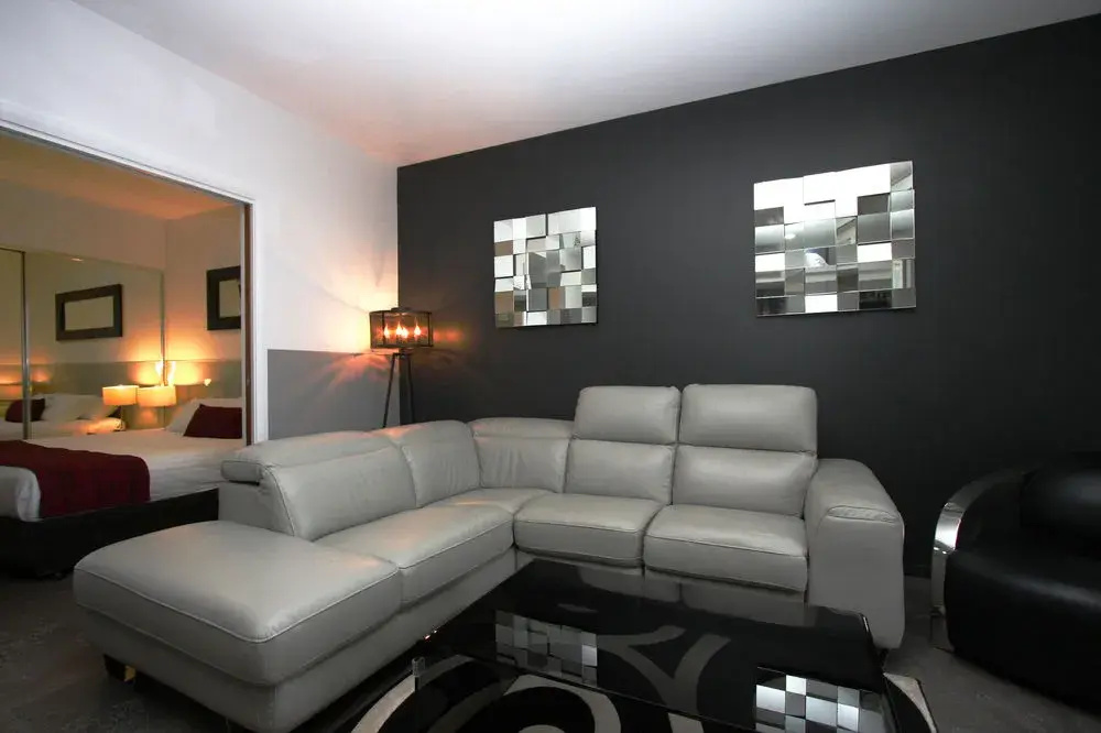 Honeysuckle Executive Apartments - 3
