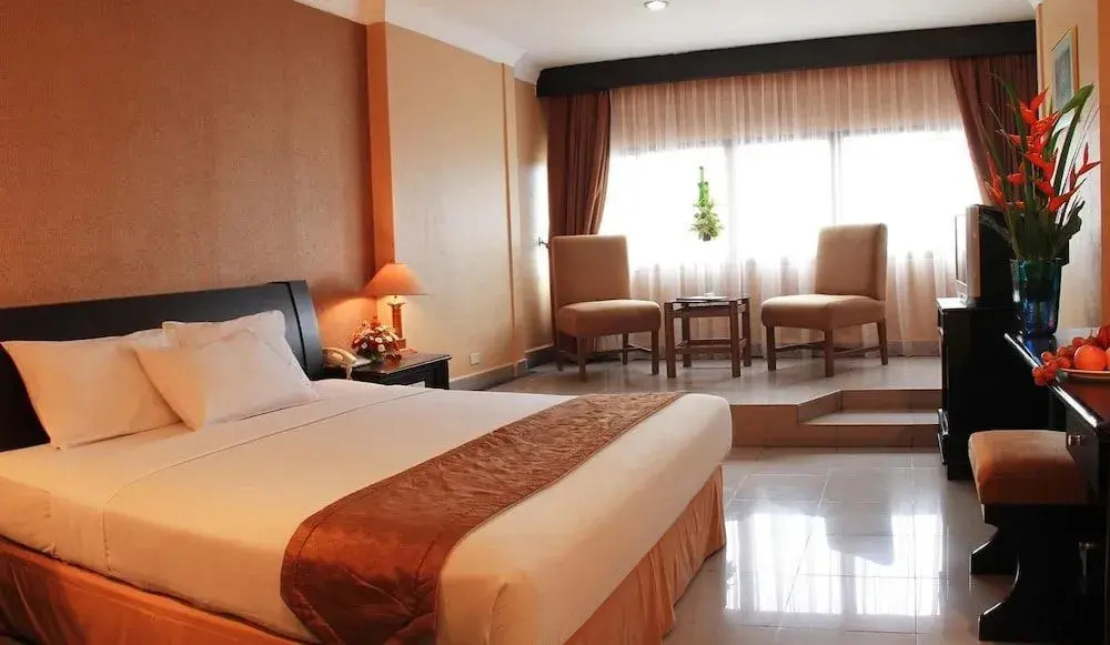 Hotel Danau Toba International - 3