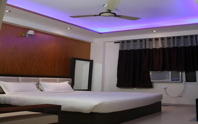 Hotel Golden Sky - 5