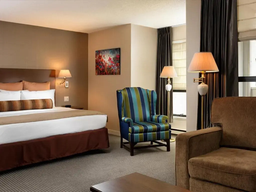 Huntingdon Hotel and Suites - 5
