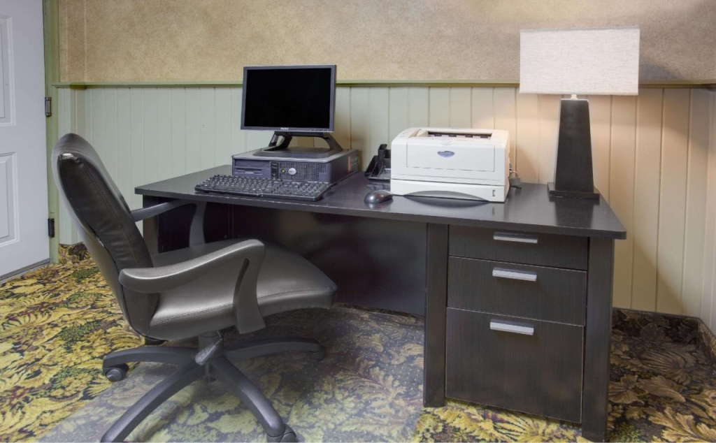 I-80 Inn & Suites - 5