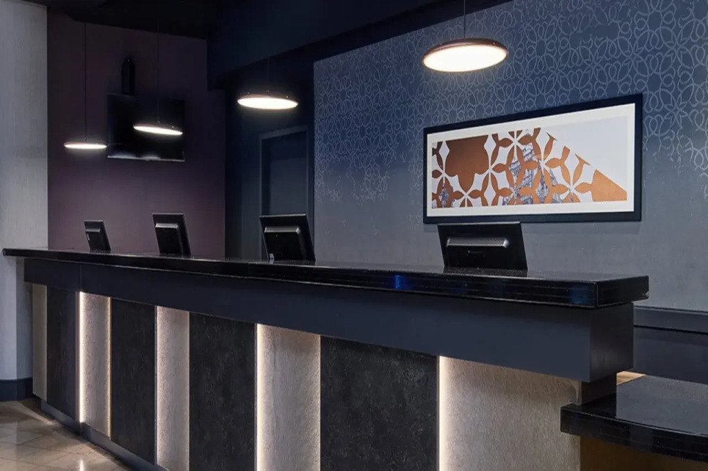 Leonardo Hotel Nottingham - 2