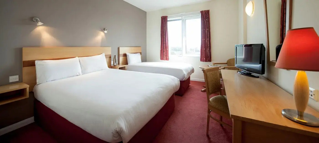 Leonardo Hotel Nottingham - 5