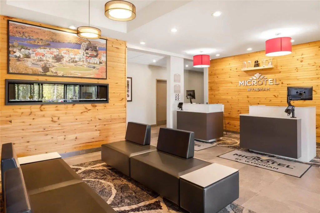 Microtel Inn and Suites by Wyndham Mont Tremblant - 4