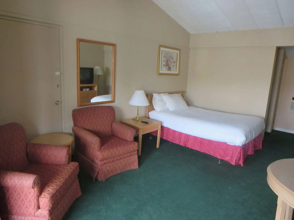 Niagara's Best Inn - 5