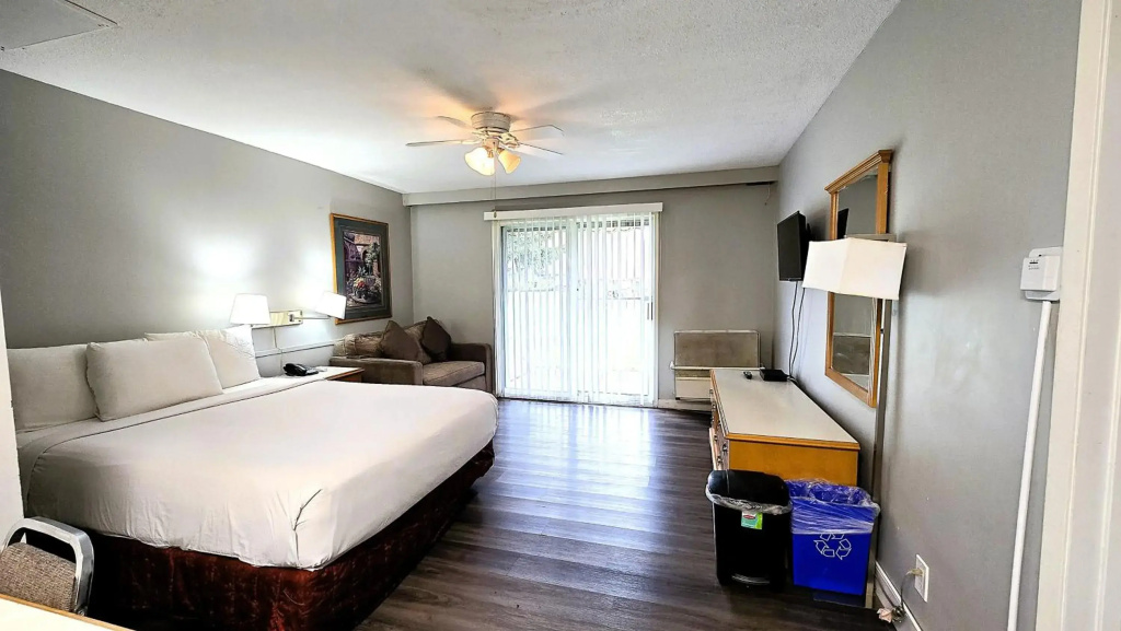 Okanagan Seasons Resort - 2