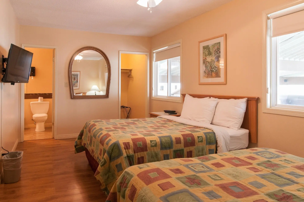 Okanagan Seasons Resort - 3