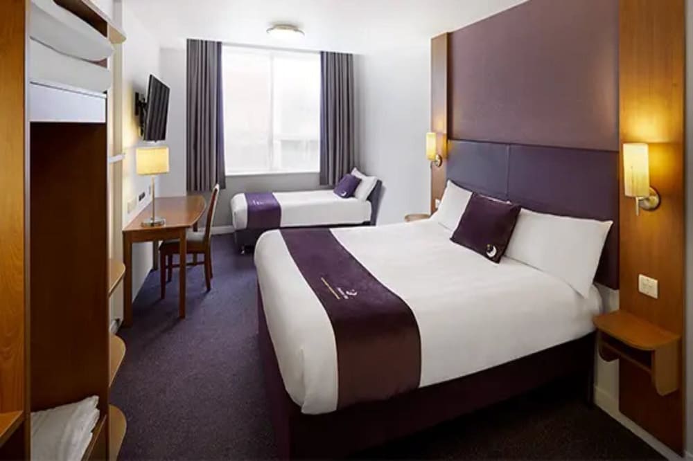 Premier Inn Inverness Millburn Rd - 3