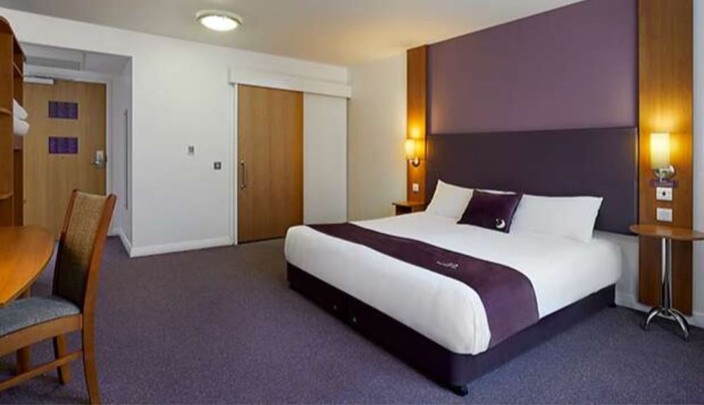 Premier Inn Inverness Millburn Rd - 4