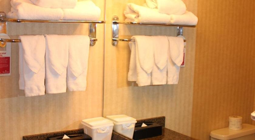 Quality Inn & Suites Edmonton International Airport - 2