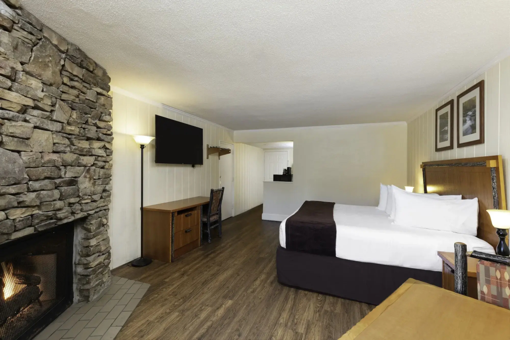 River Terrace Resort & Convention Center - 3