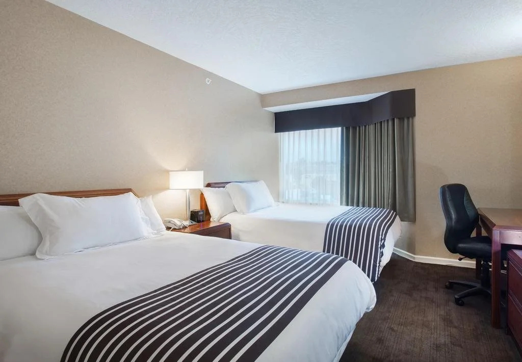 Sandman Hotel Victoria - 3