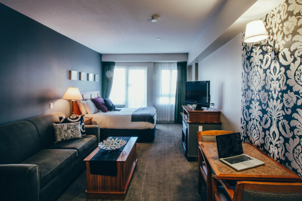 Summit Lodge Boutique Hotel - 4