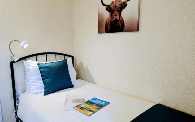 The Coo's Guest House - 2
