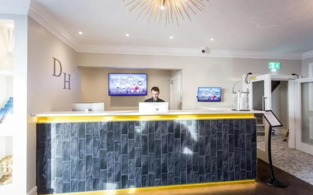 The Doric Hotel - 2