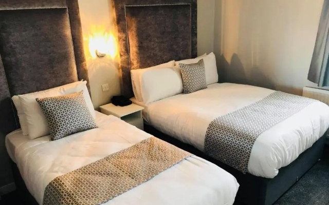 The Doric Hotel - 3