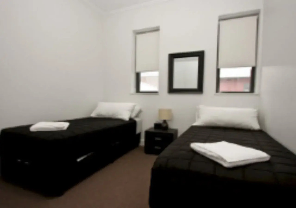 The Star Apartments - 3