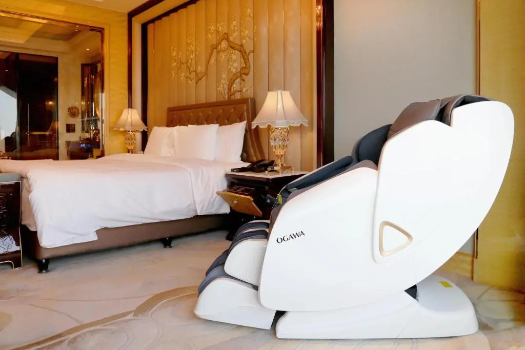 Wanda Reign Wuhan - 5
