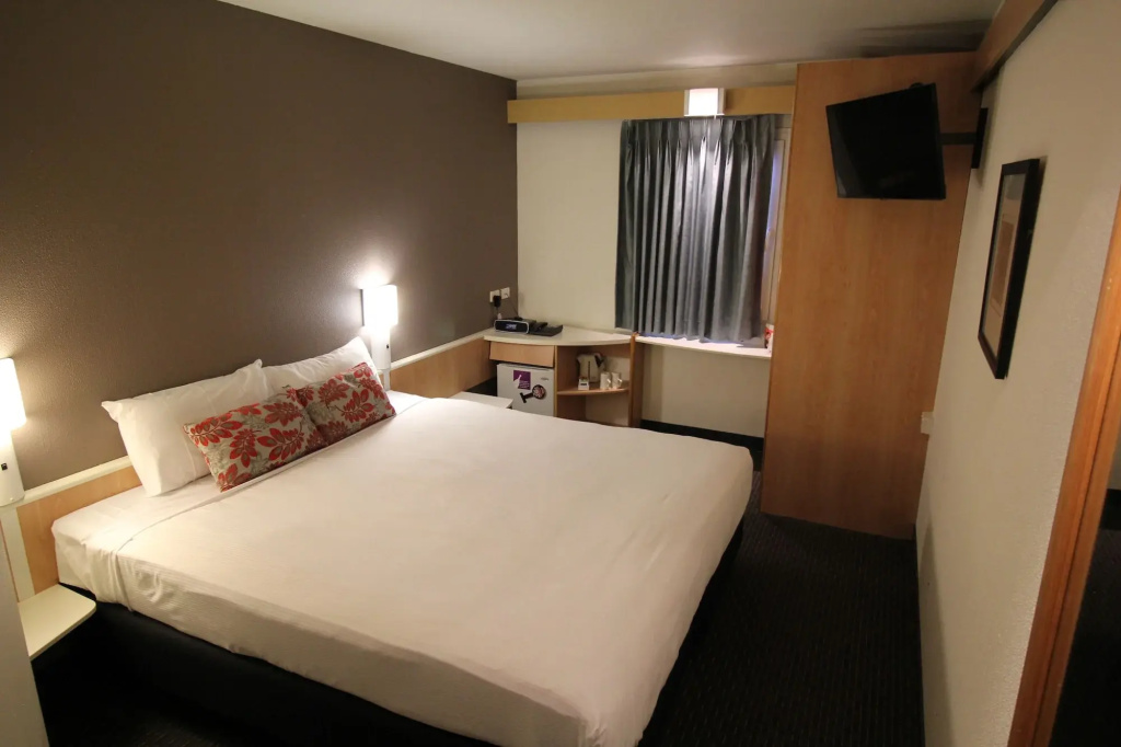 ibis Newcastle - 5