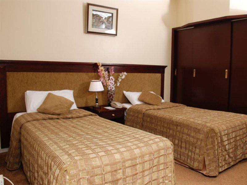 Al Bustan Hotels Flats - 3