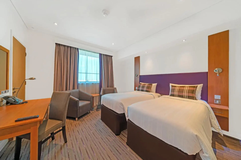 Premier Inn Dubai Silicon Oasis - 5