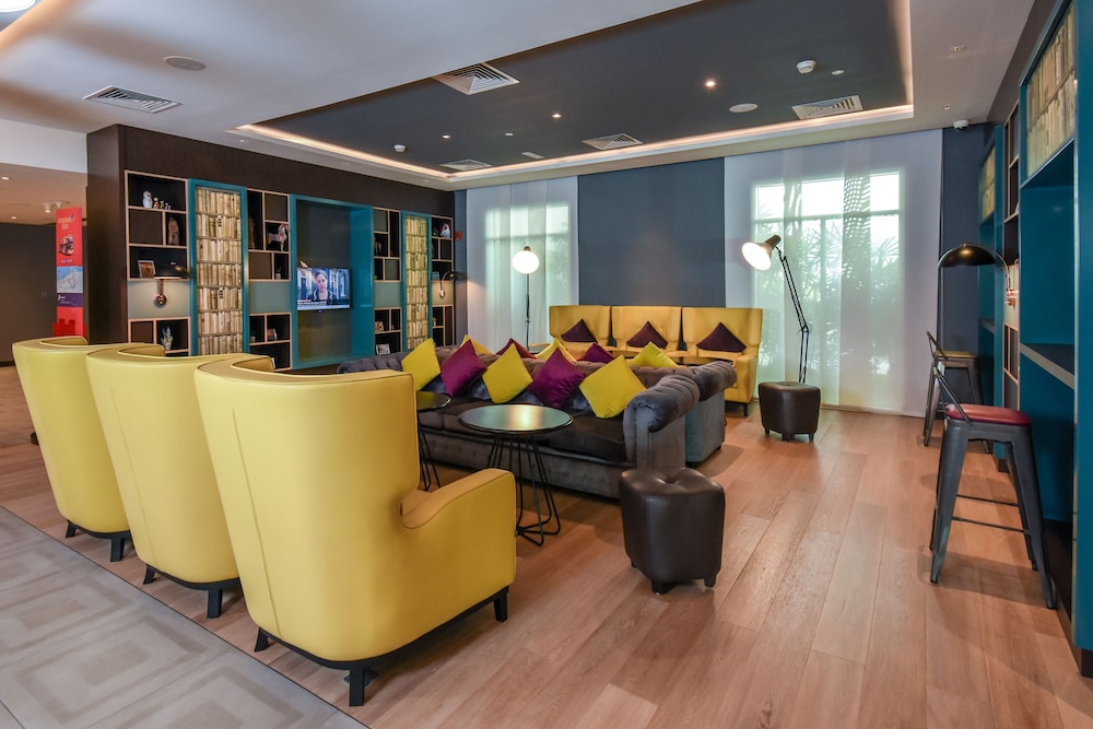 Premier Inn Dubai Investments Park - 3