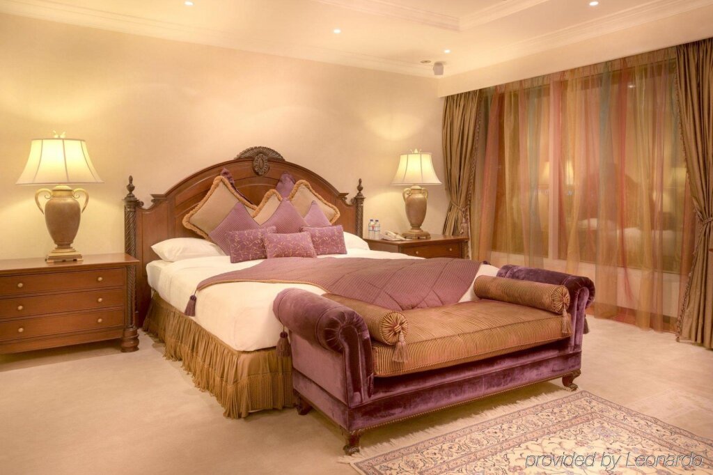 Millennium Abu Dhabi - 5
