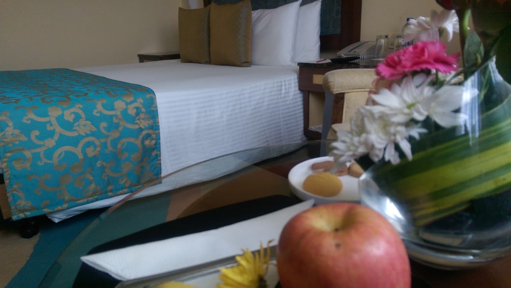 The Gateway Residency Road Bangalore - 4